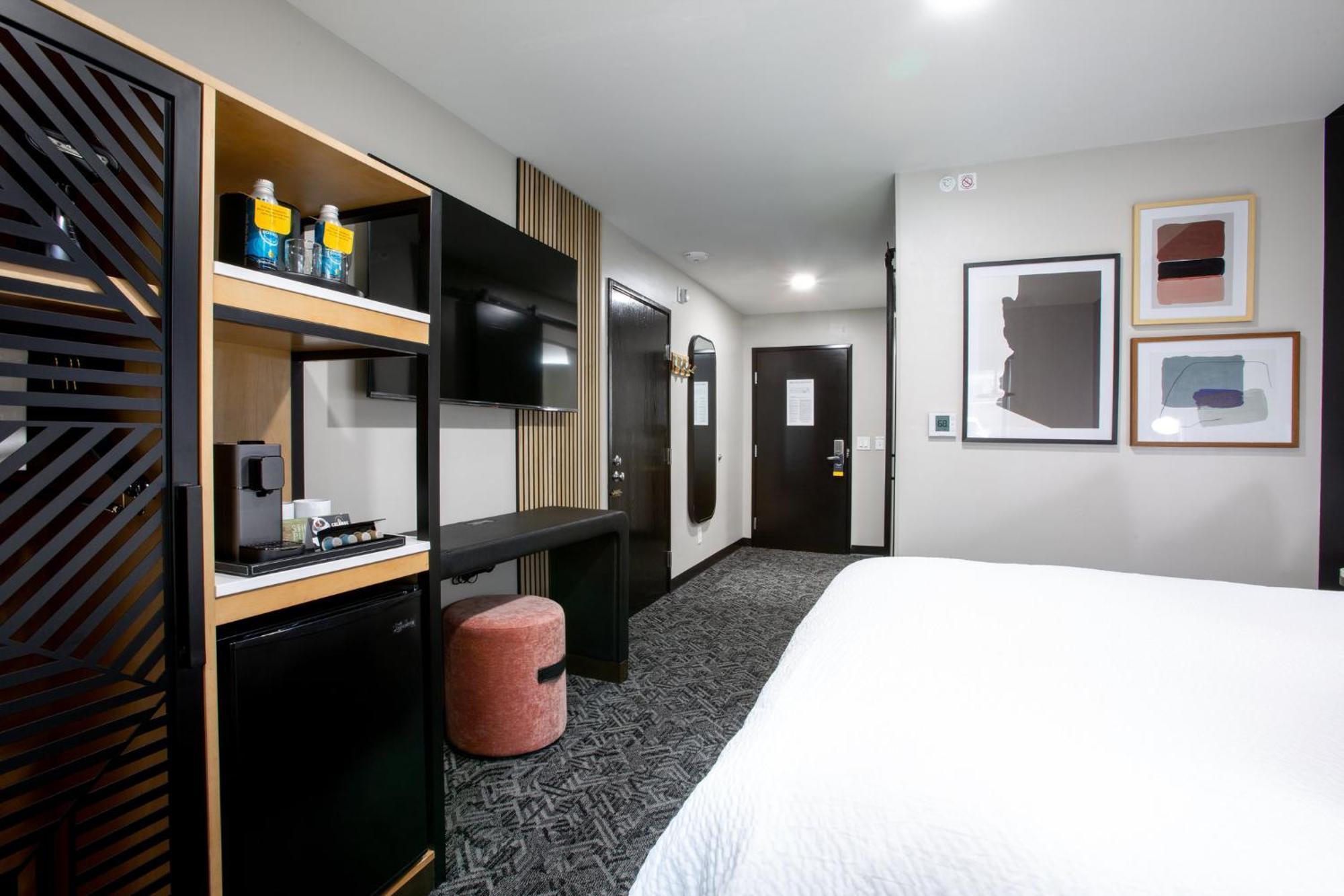 Voco Flagstaff By Ihg Hotell Exteriör bild