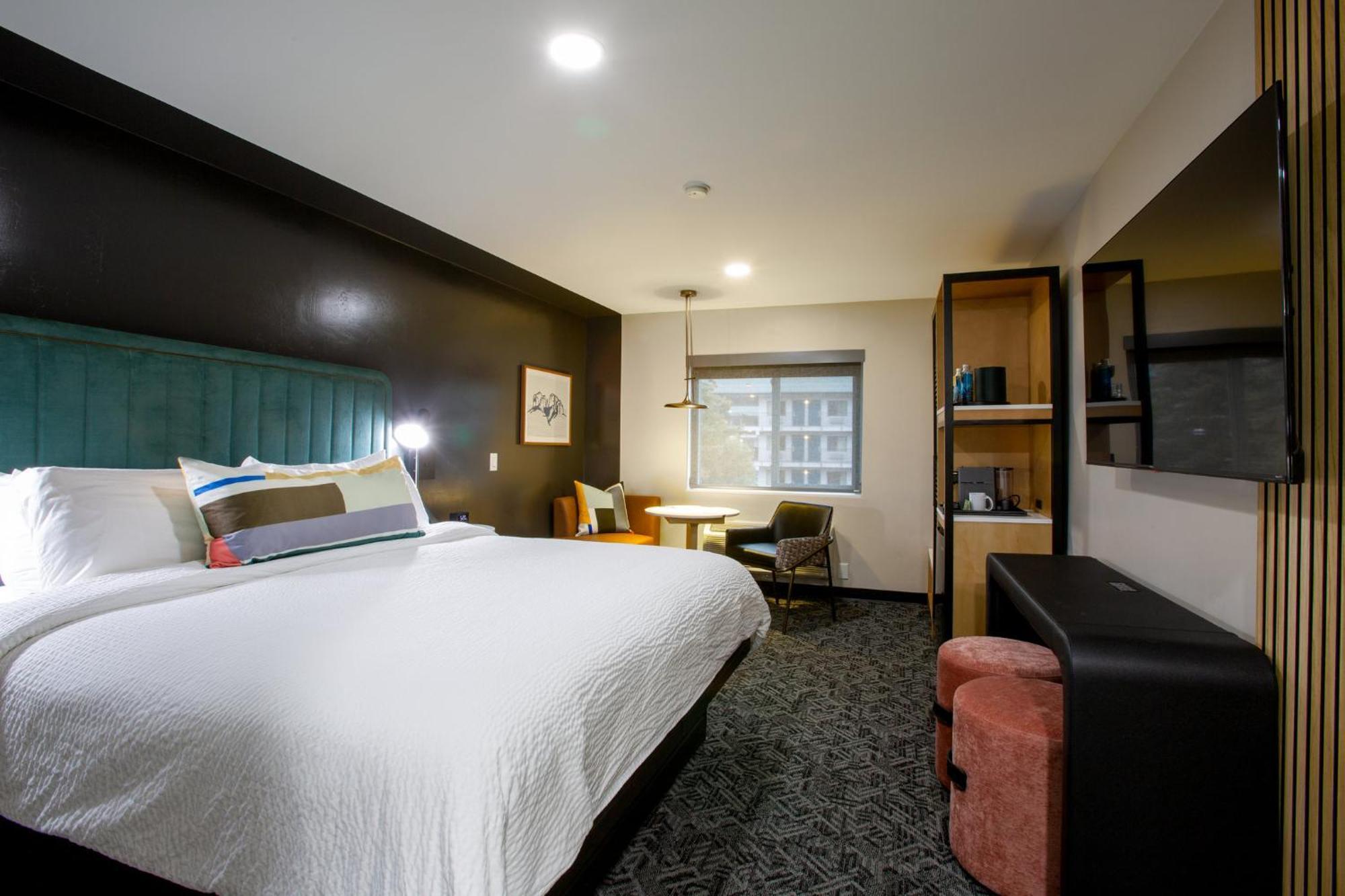 Voco Flagstaff By Ihg Hotell Exteriör bild