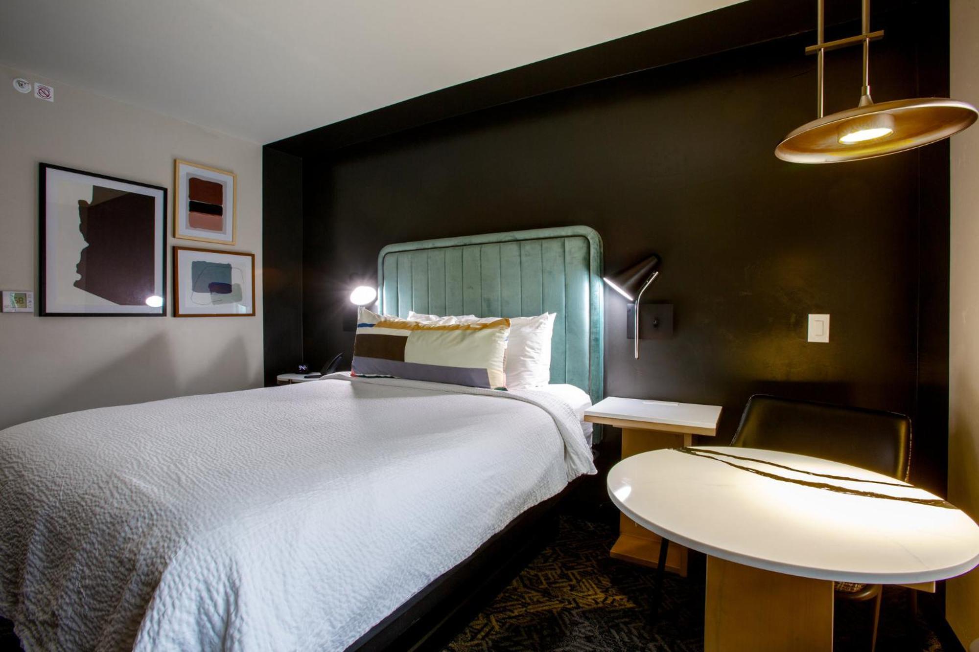 Voco Flagstaff By Ihg Hotell Exteriör bild